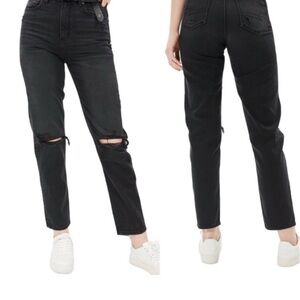 American Eagle Outfitters Black Distressed Cropped Jeans Size 0